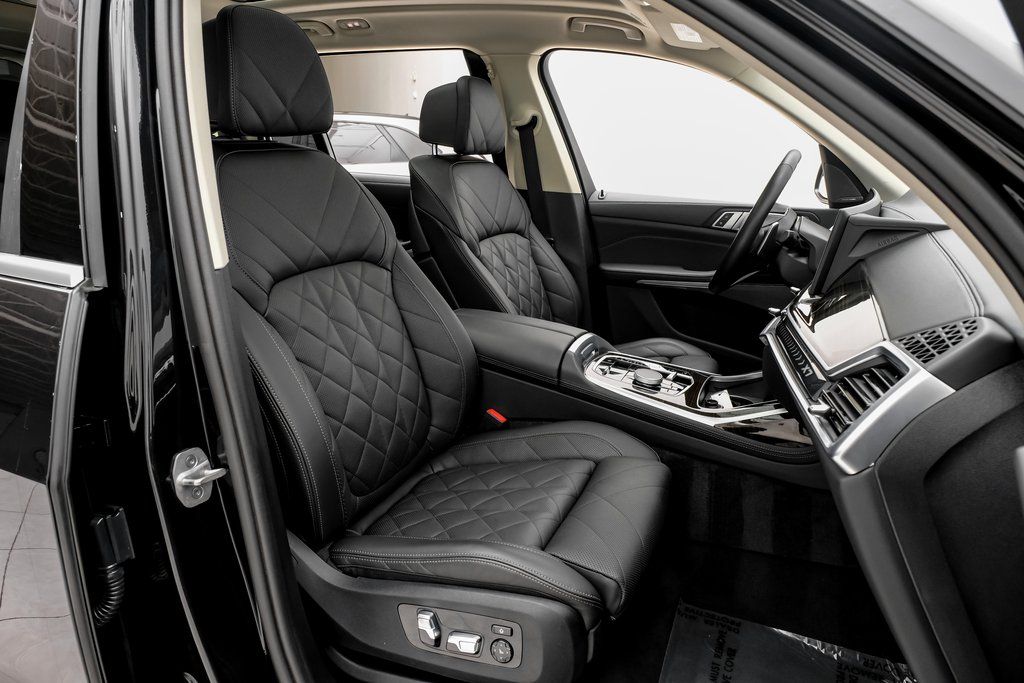 2024 BMW X7 40i - Photo 28