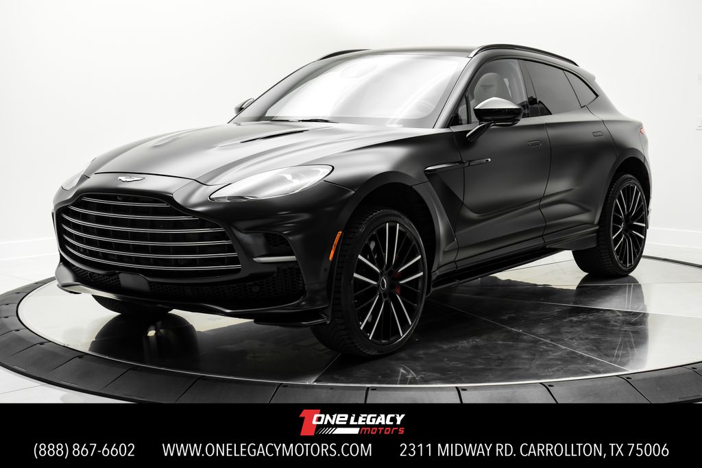 2023 Aston Martin DBX 4.0 V8 707 AWD's photo