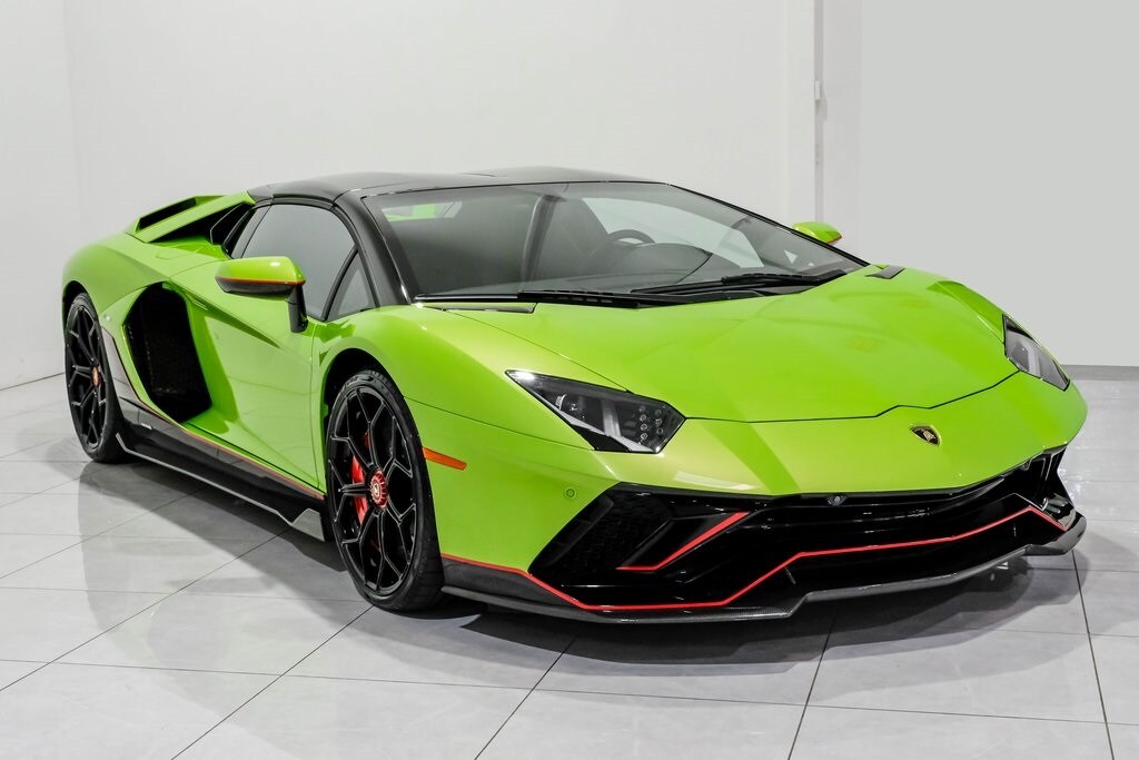 2022 Lamborghini Aventador LP 780-4 Ultimae Roadster photo 3