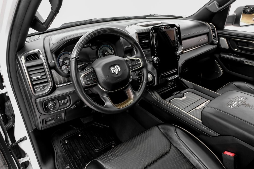 2020 Ram 1500 Limited photo 3