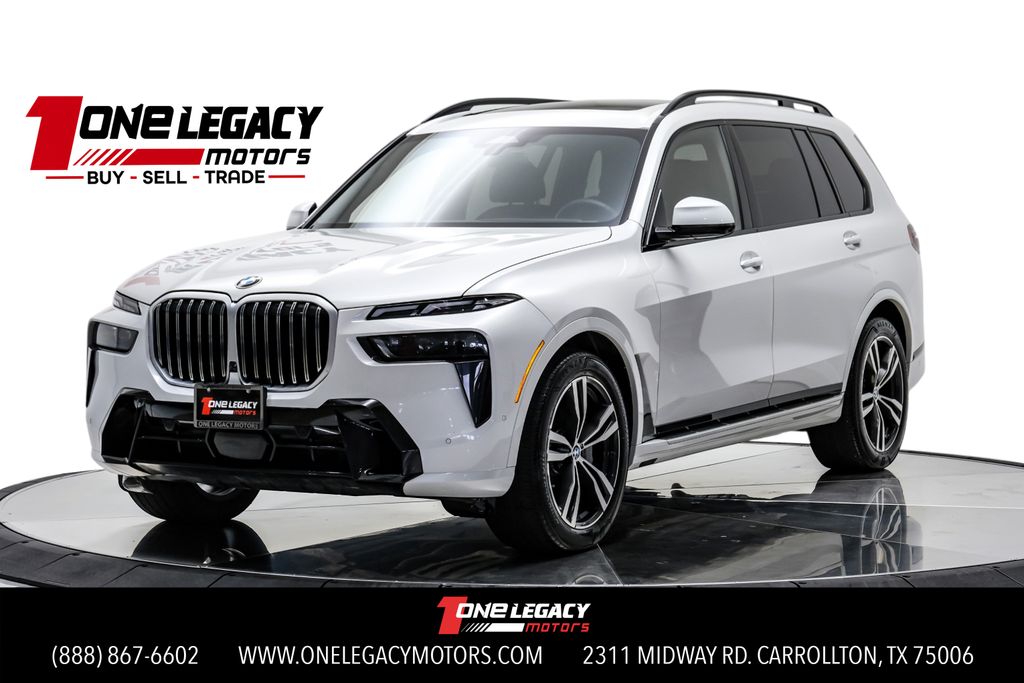 2025 BMW X7 xDrive40i's photo
