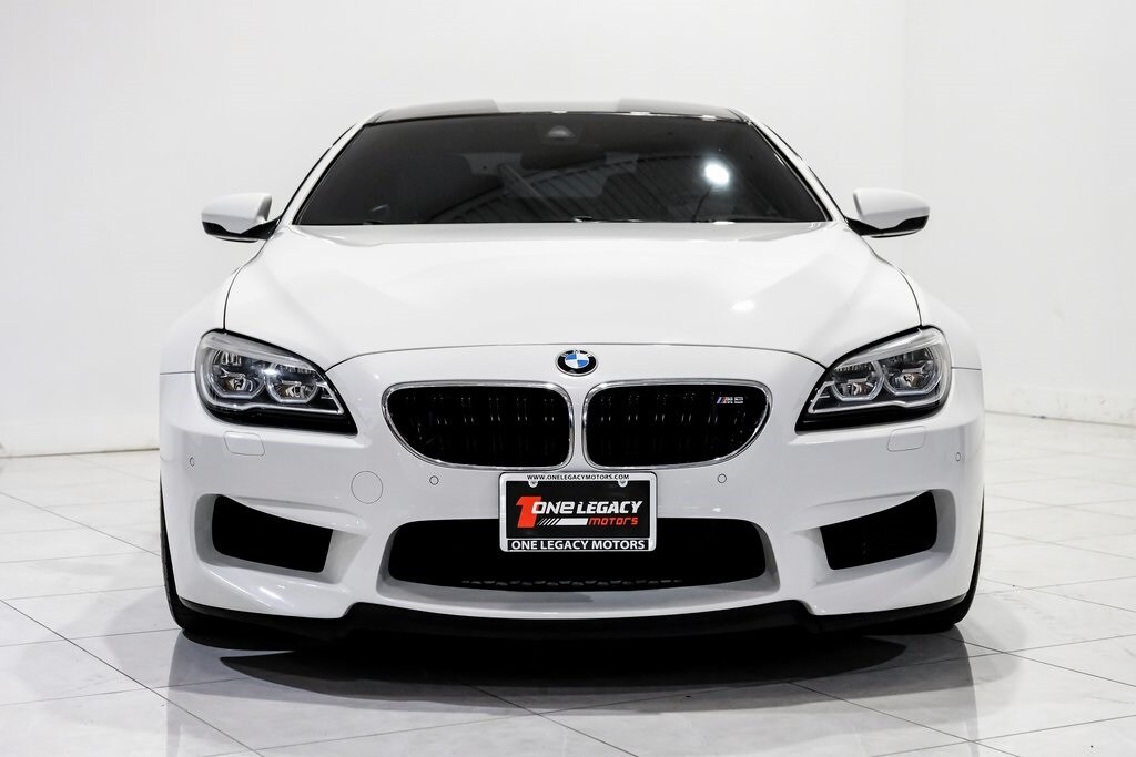 2017 Bmw M6 Coupe photo 2