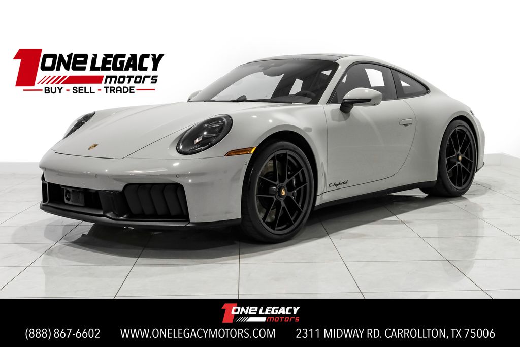 2025 Porsche 911 Carrera 4 GTS Coupe's photo