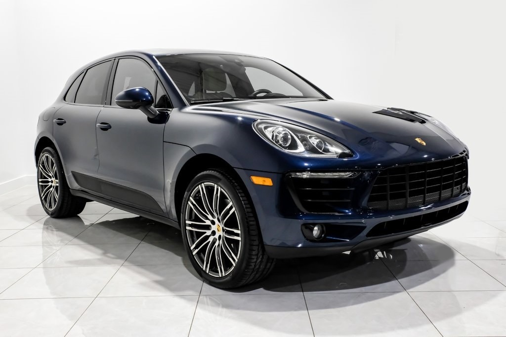 Used 2018 Porsche Macan Base SUV