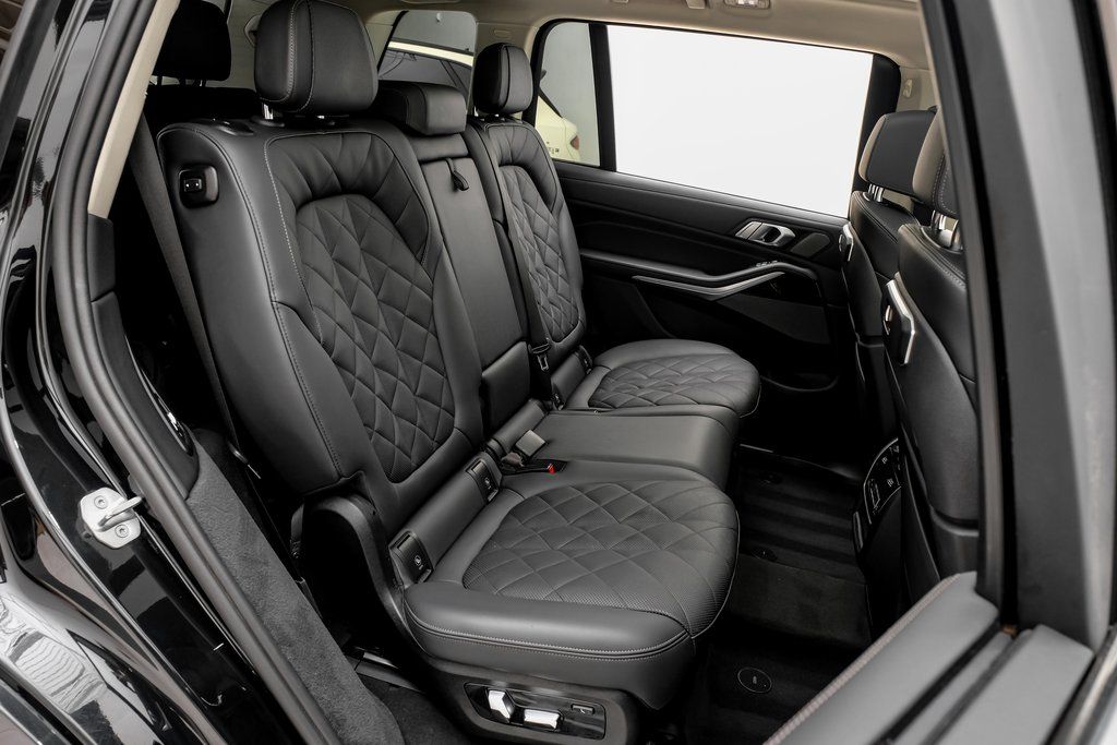 2024 BMW X7 40i - Photo 29