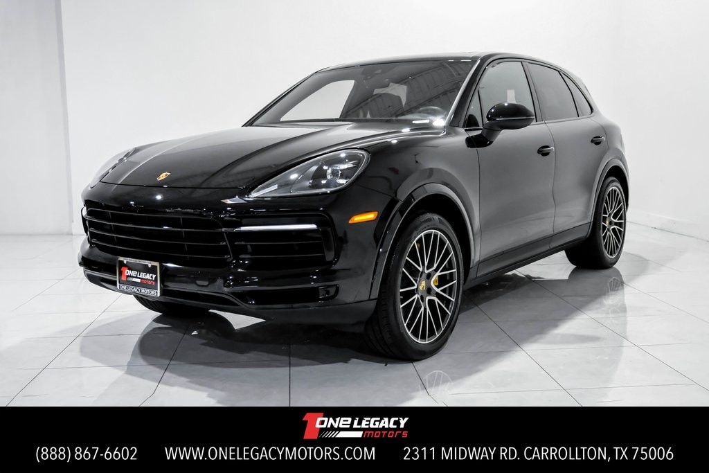2023 Porsche Cayenne Base's photo