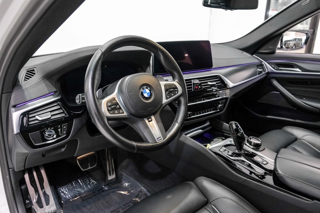 2023 Bmw M550i xDrive photo 3