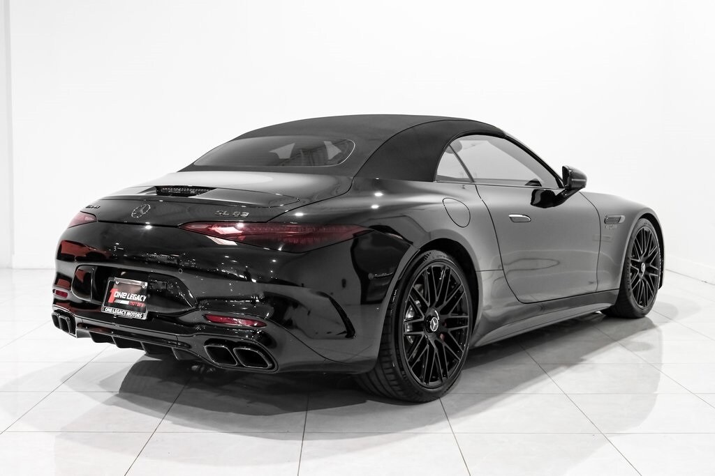 2022 Mercedes Benz SL 63 AMG photo 4