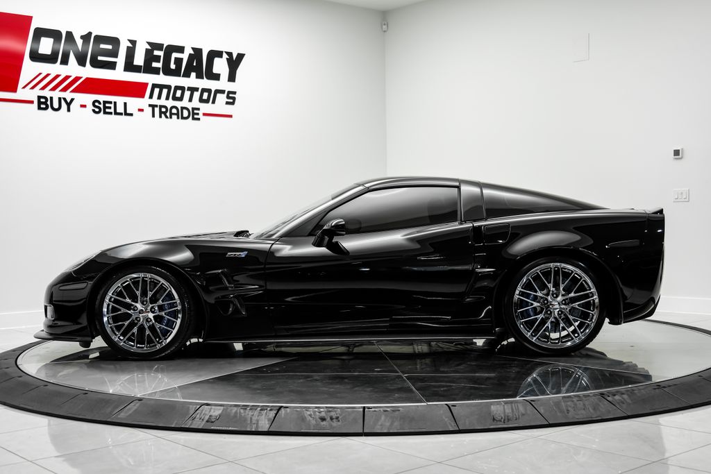 2011 Chevrolet Corvette ZR1 - Photo 12