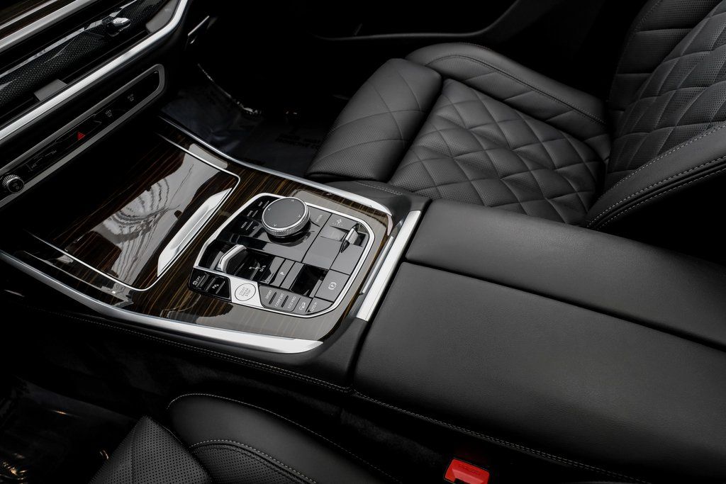 2024 BMW X7 40i - Photo 22