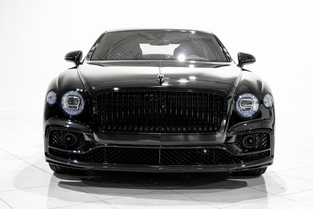 2024 Bentley Flying Spur's photo