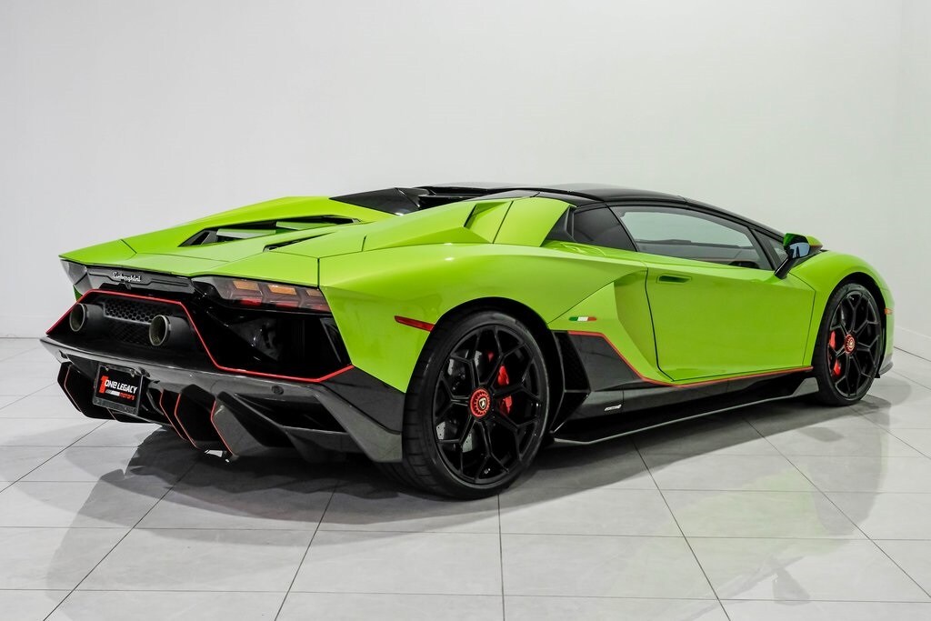 2022 Lamborghini Aventador LP 780-4 Ultimae Roadster photo 4