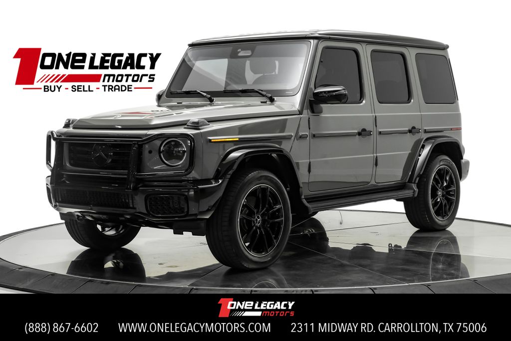 2025 Mercedes-Benz G-Class G 550's photo