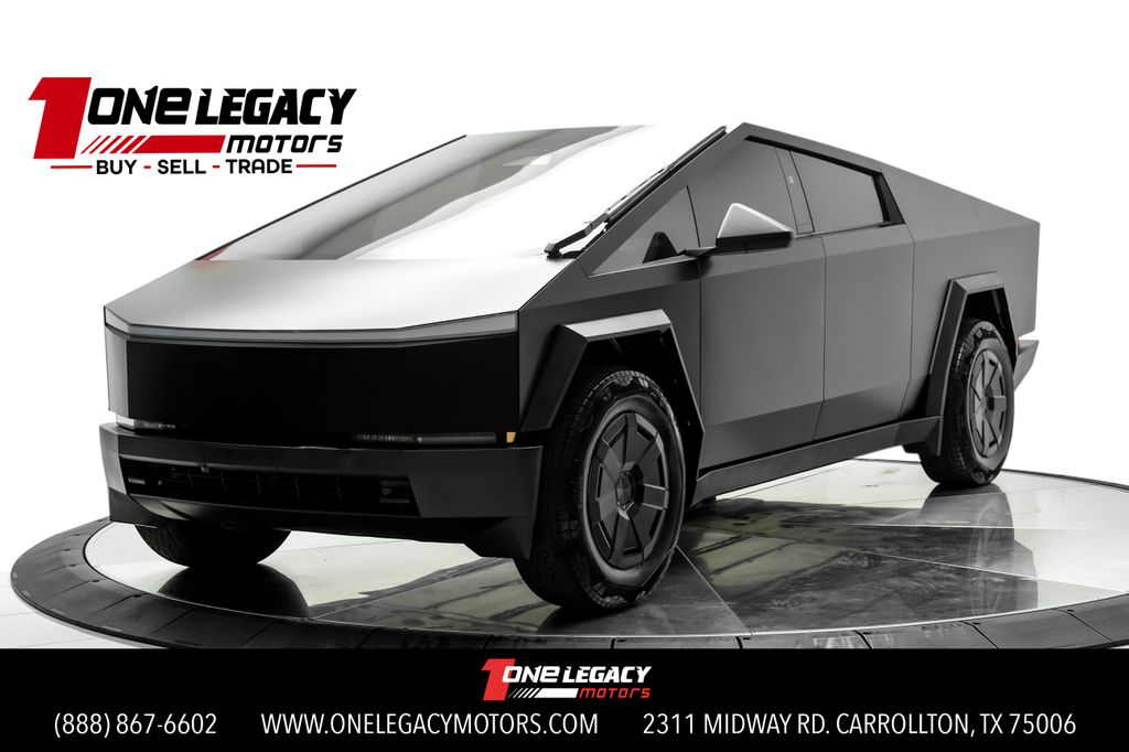 2024 Tesla Cybertruck All-Wheel Drive's photo