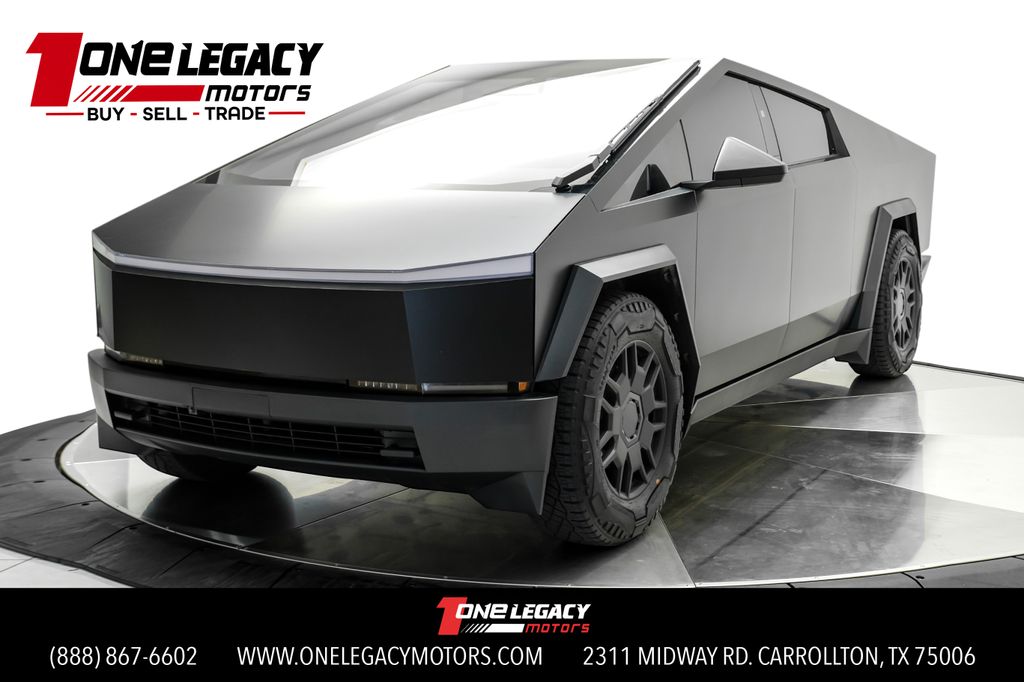 2024 Tesla Cybertruck All-Wheel Drive's photo