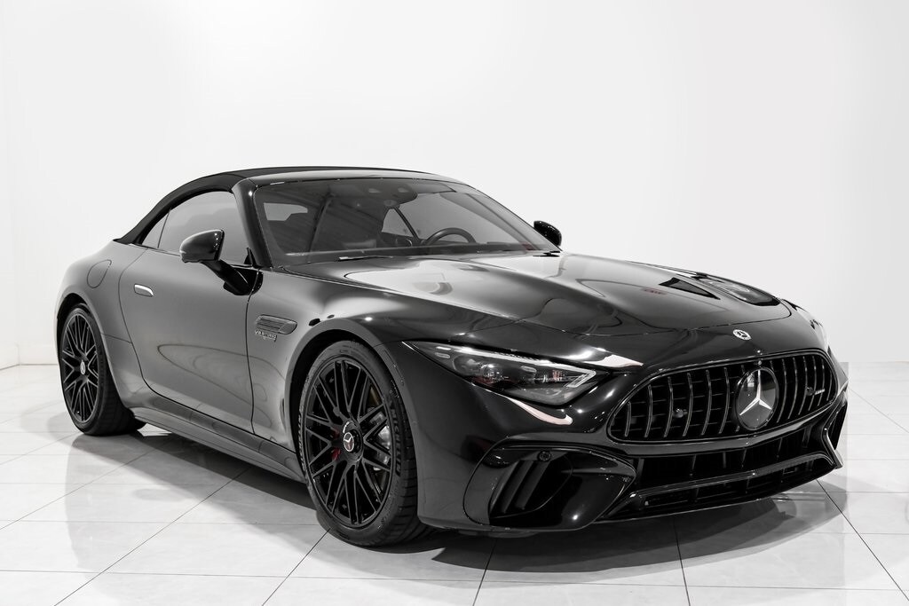 2022 Mercedes Benz SL 63 AMG photo 2