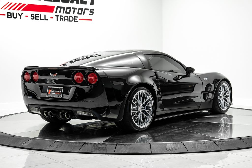 2011 Chevrolet Corvette ZR1 - Photo 6