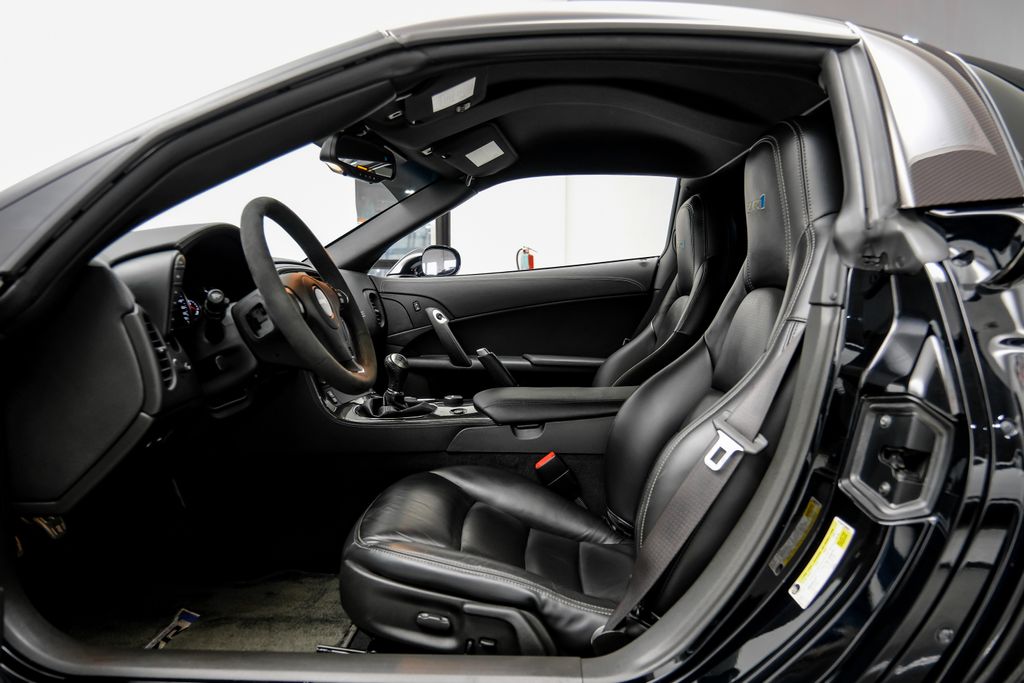 2011 Chevrolet Corvette ZR1 - Photo 8