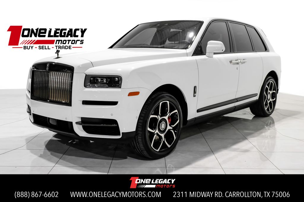 2022 Rolls-Royce Cullinan Black Badge's photo