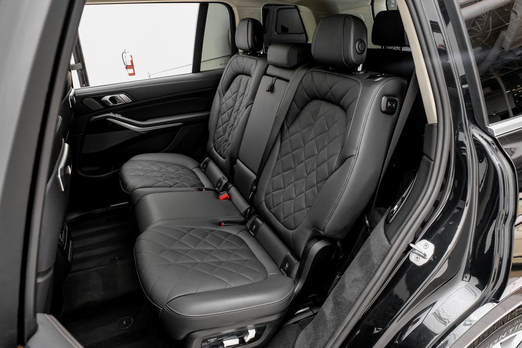 2024 BMW X7 40i - Photo 32