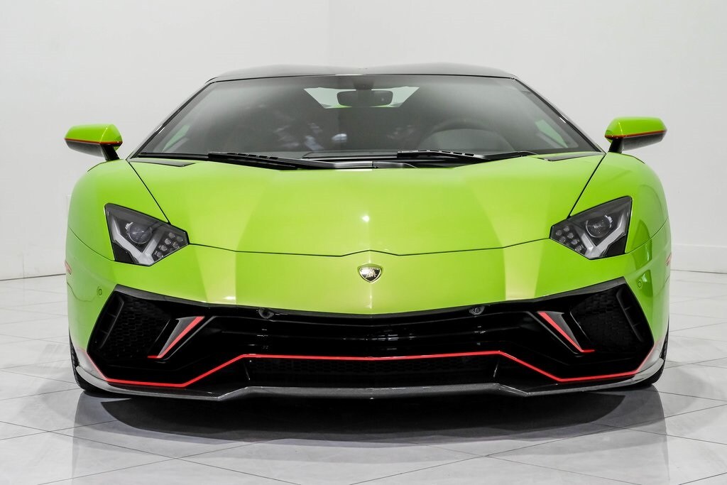 2022 Lamborghini Aventador LP 780-4 Ultimae Roadster photo 2