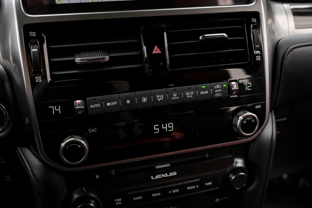 2023 Lexus GX PREMIUM - Photo 23
