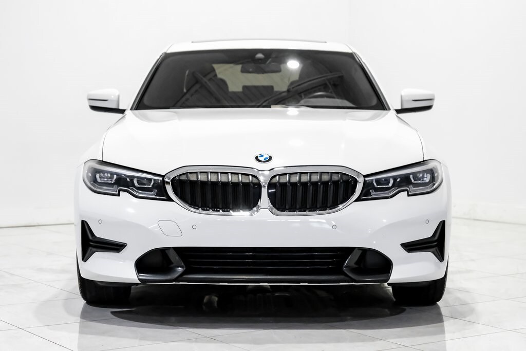 2022 Bmw 330i photo 2