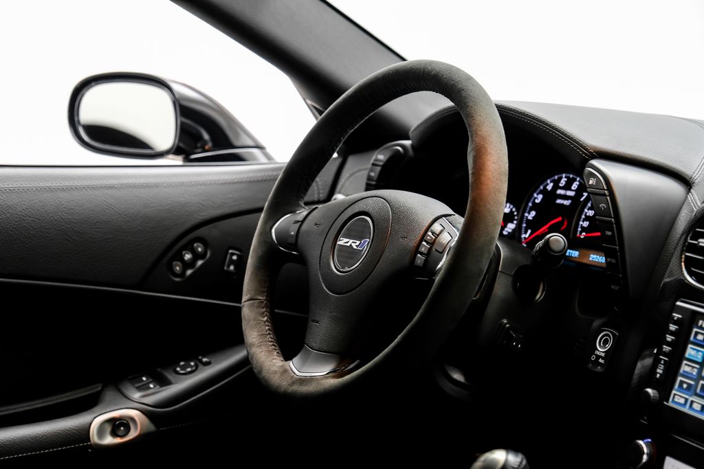 2011 Chevrolet Corvette ZR1 - Photo 16
