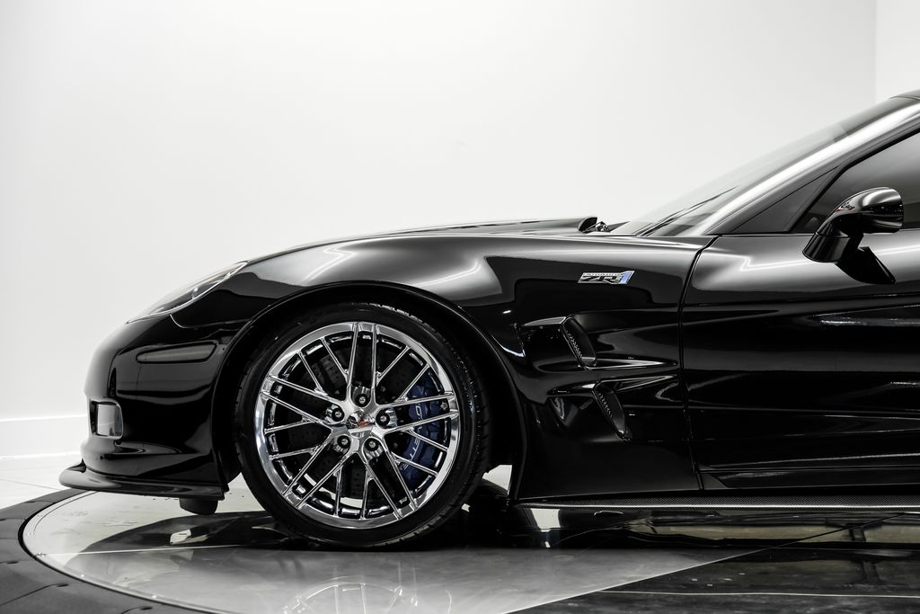 2011 Chevrolet Corvette ZR1 - Photo 13
