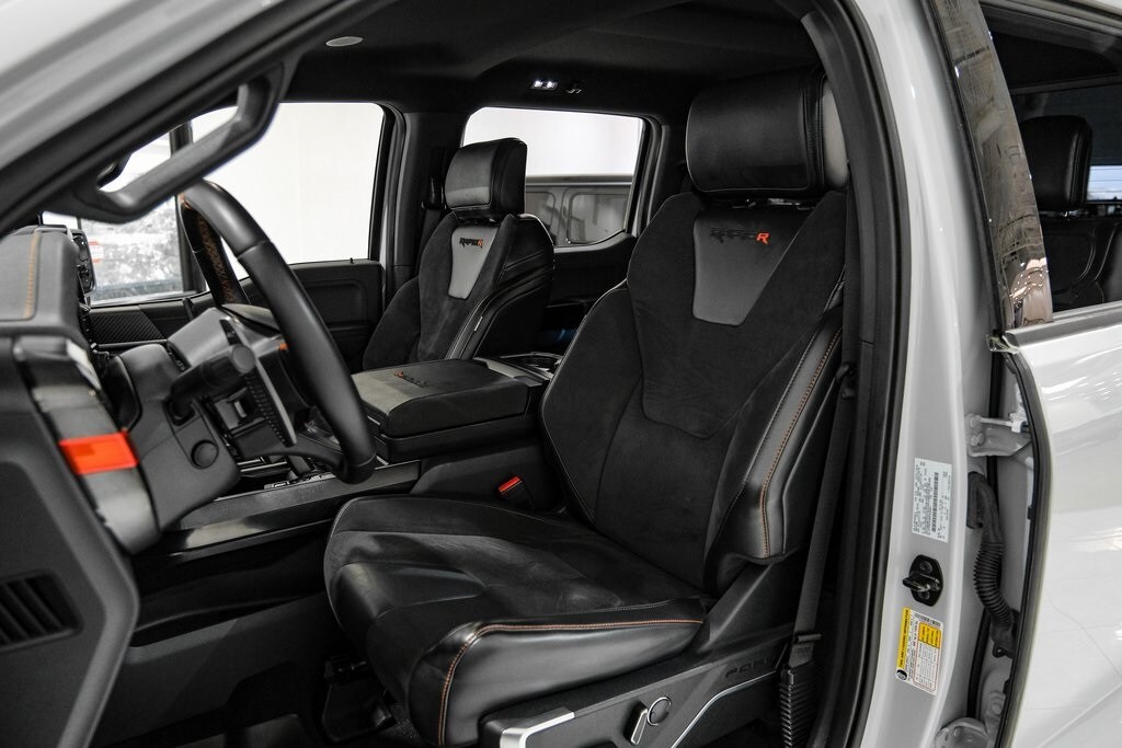 2023 Ford F-150 Raptor photo 4