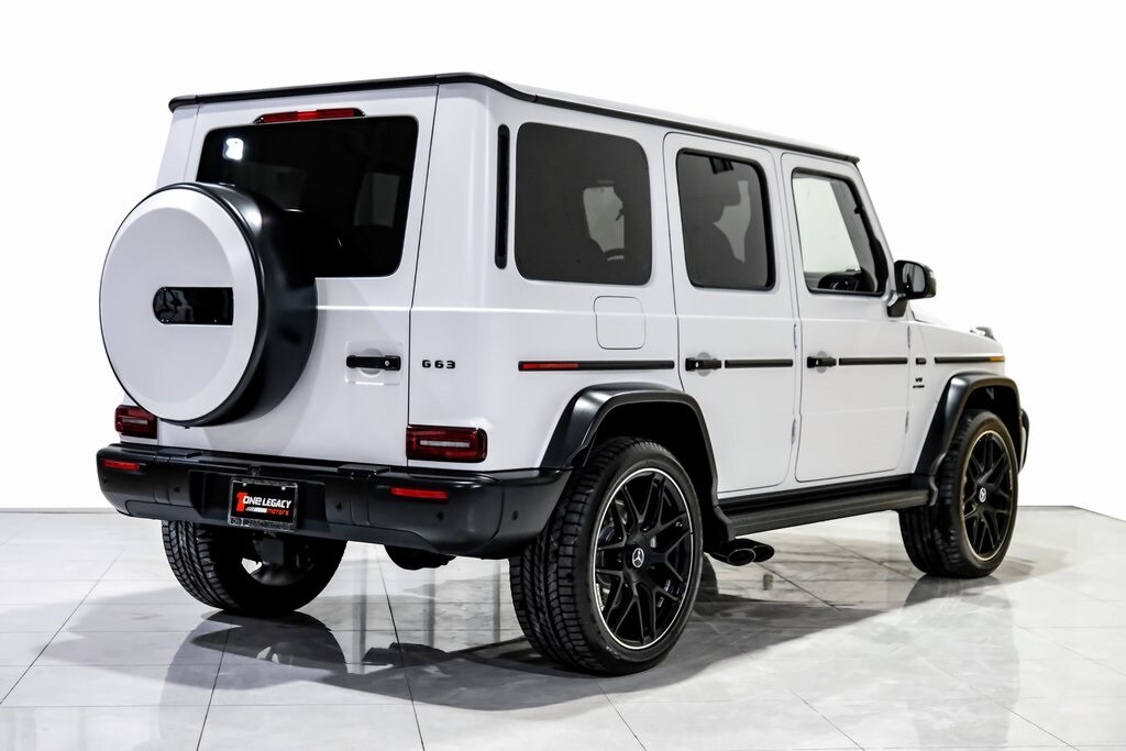 2025 Mercedes Benz G 63 AMG photo 4