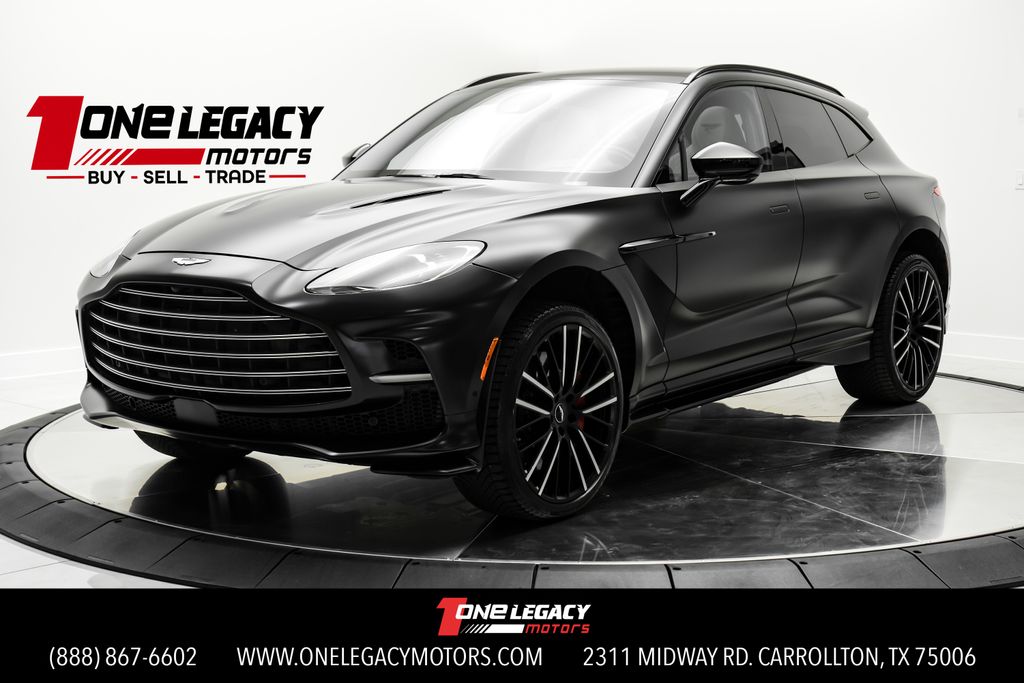 2023 Aston Martin DBX 4.0 V8 707 AWD's photo