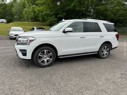 2022 Ford Expedition Limited 4WD  SUV