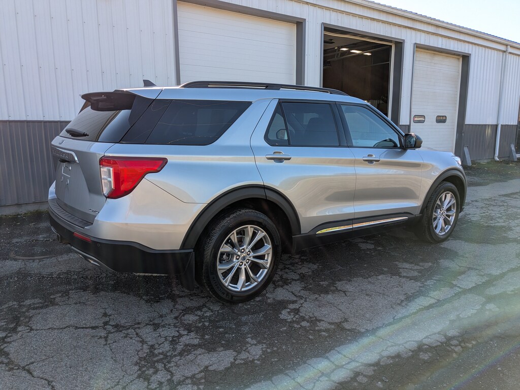 Used 2022 Ford Explorer XLT Four-Wheel Drive with Locking Differential