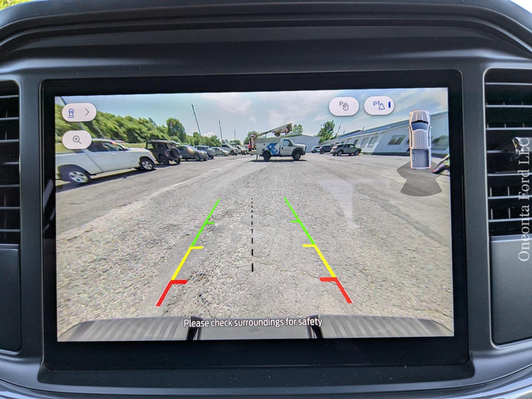 2025 Ford F-150 STX - Photo 30