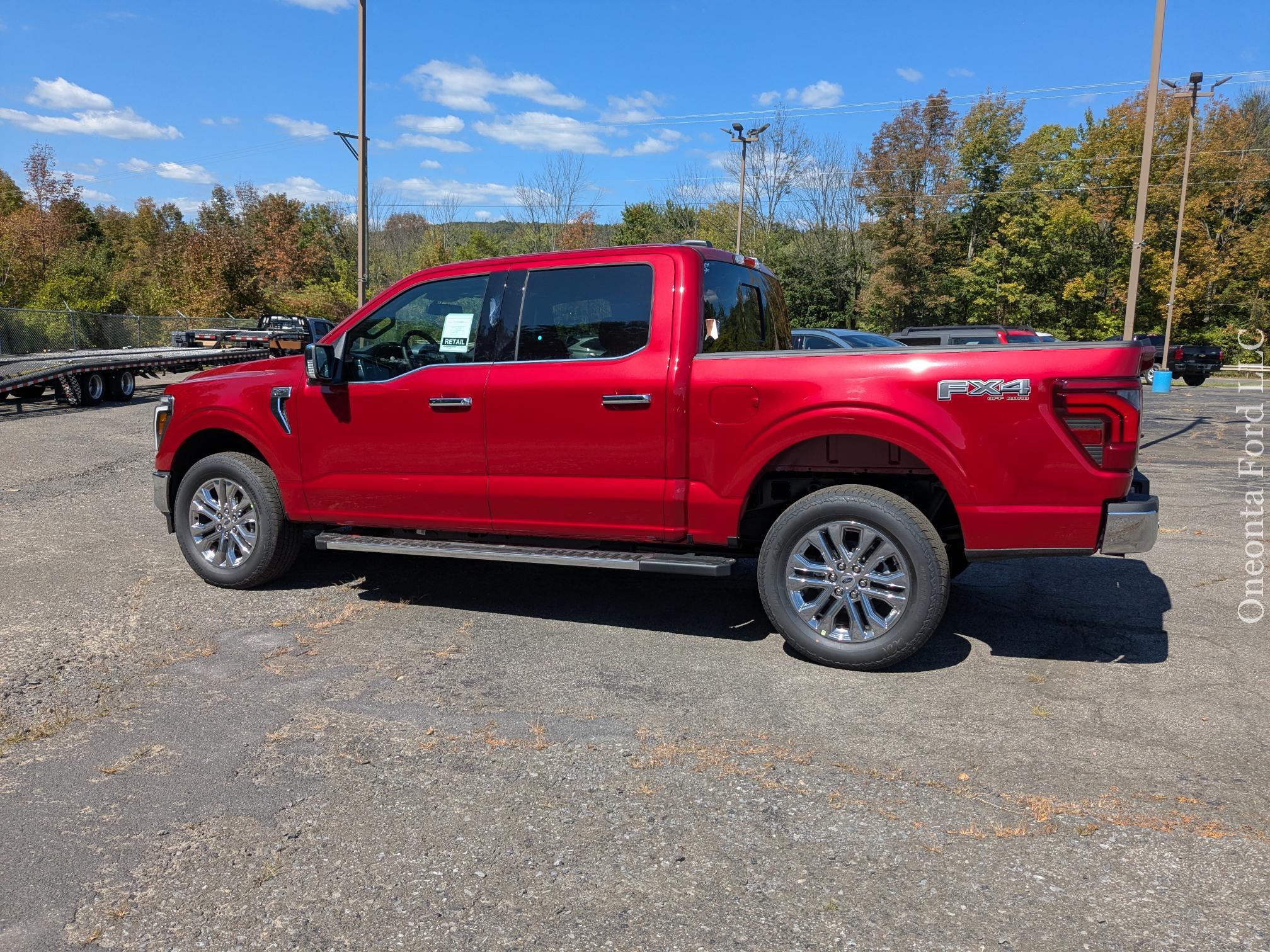 2025 Ford F-150 Lariat photo 3
