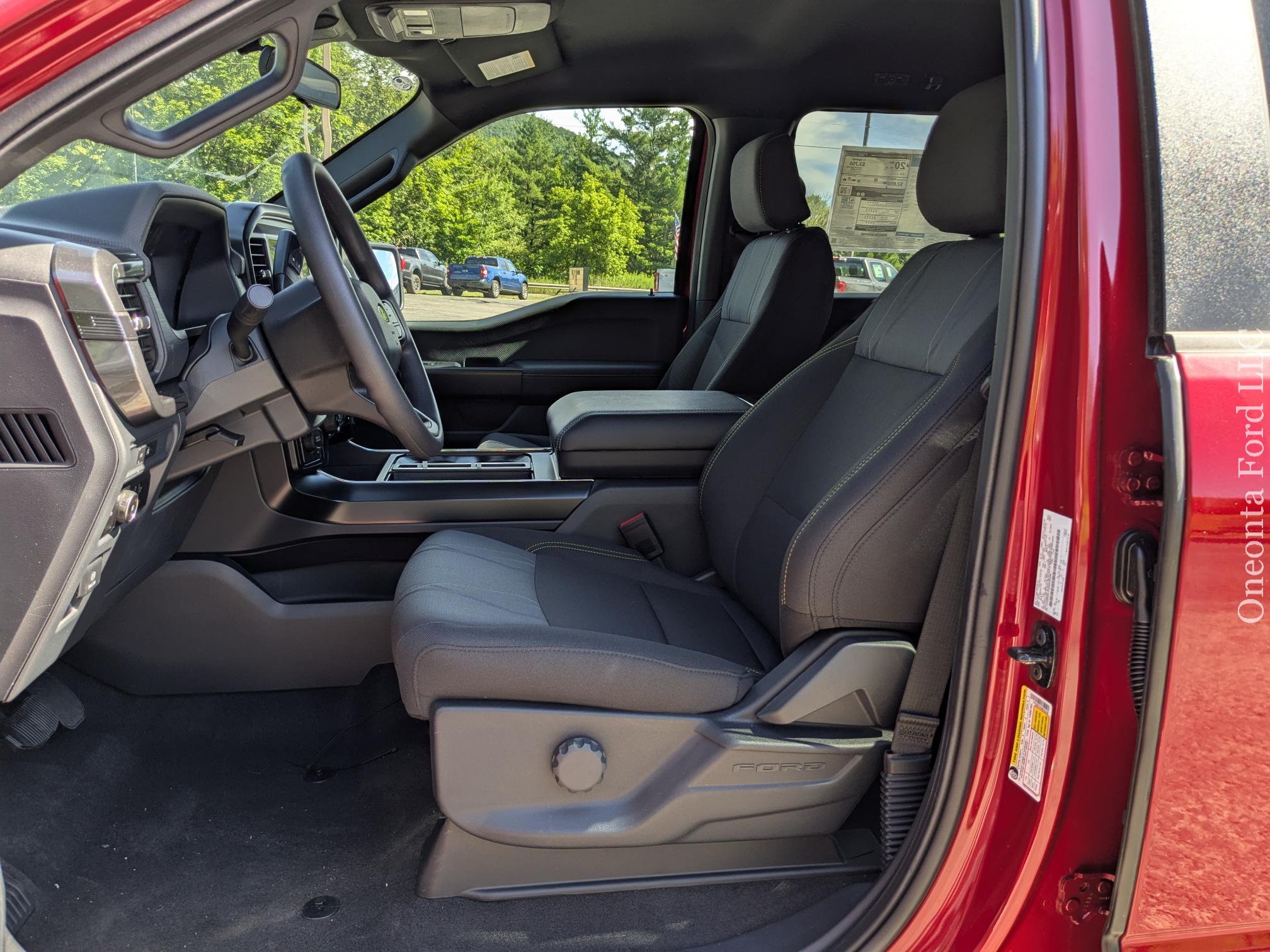 2025 Ford F-150 STX - Photo 19