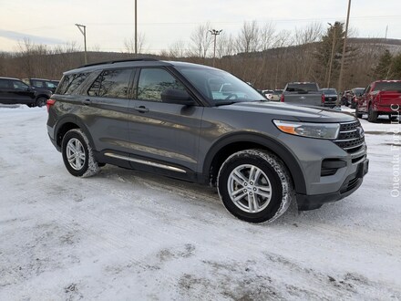 2023 Ford Explorer XLT Four-Wheel Drive with Locking Differential