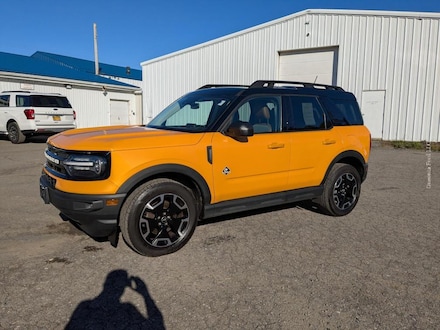 2022 Ford Bronco Sport Outer Banks Four-Wheel Drive with Locking Differential