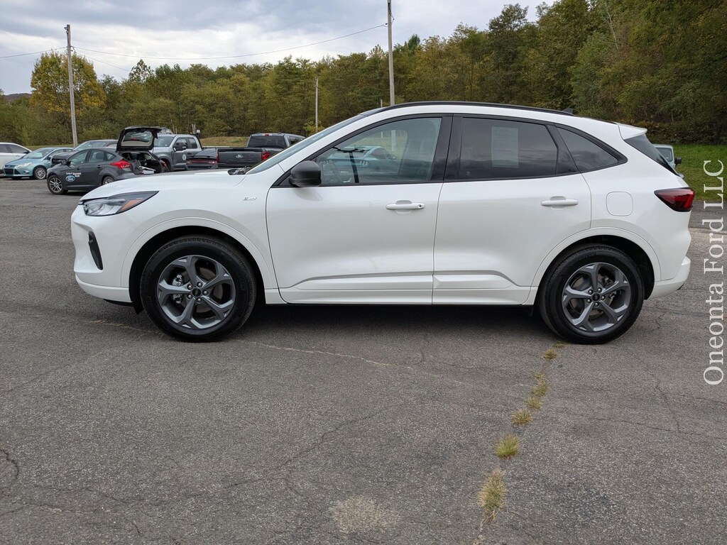 Used 2023 Ford Escape ST-Line All-Wheel Drive with Locking and Limited-Slip Diff