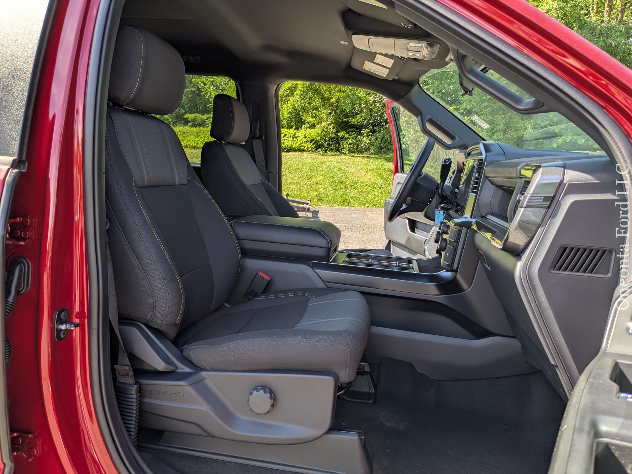 2025 Ford F-150 STX - Photo 21