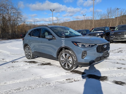 2025 Ford Escape Platinum All-Wheel Drive with Locking and Limited-Slip Diff