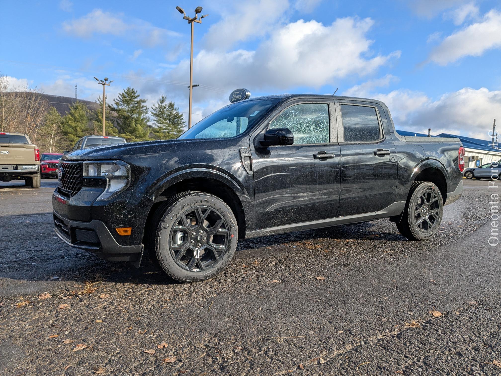 2025 Ford Maverick XLT's photo