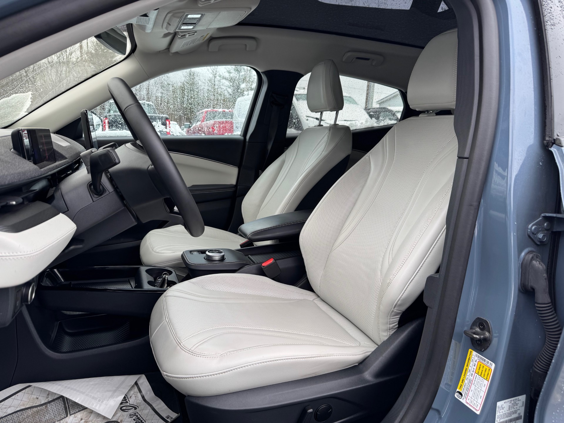 2023 Ford Mustang Mach-E Premium AWD - Photo 7