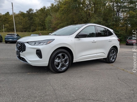 2023 Ford Escape ST-Line All-Wheel Drive with Locking and Limited-Slip Diff