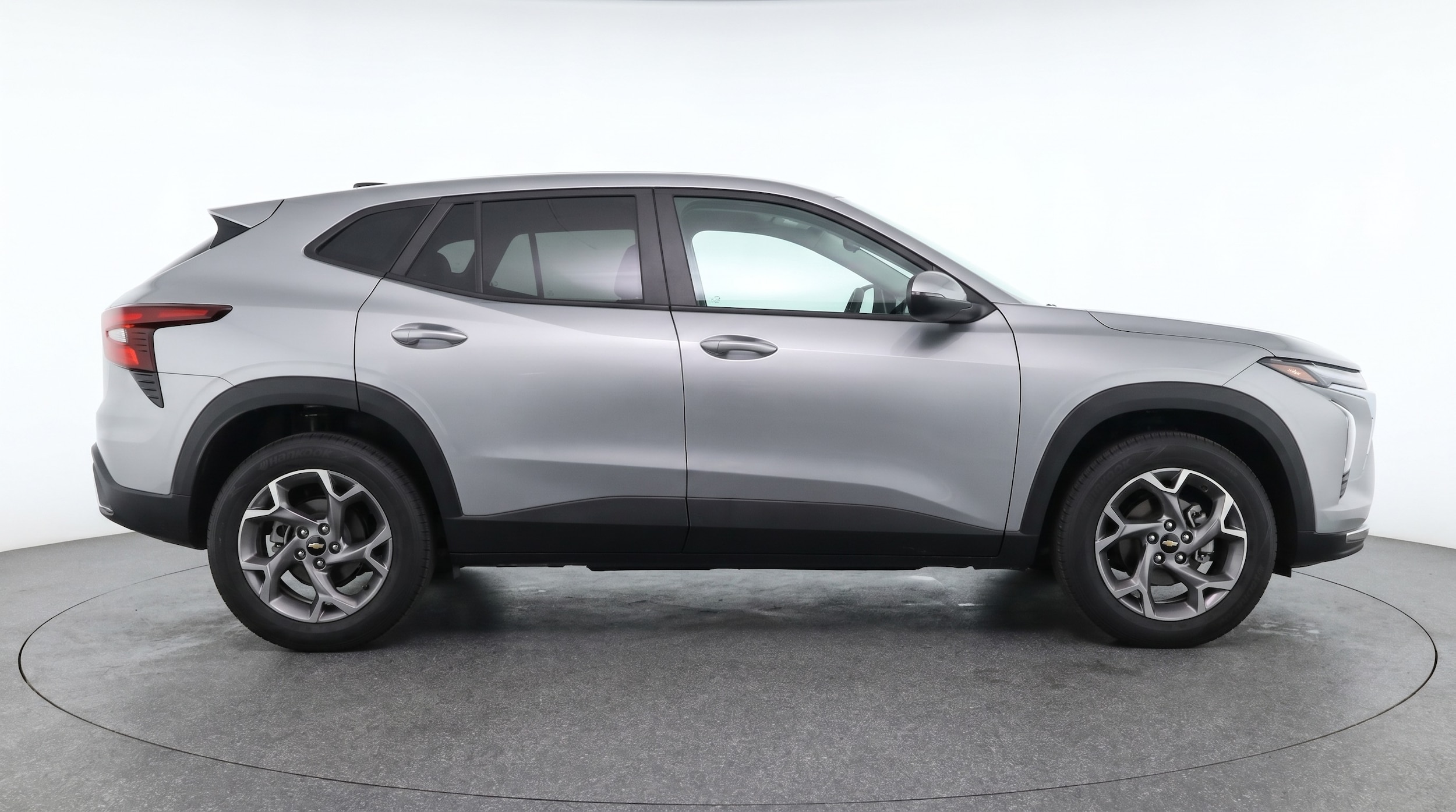 Thumbnail: 2025 Chevrolet Trax - 8
