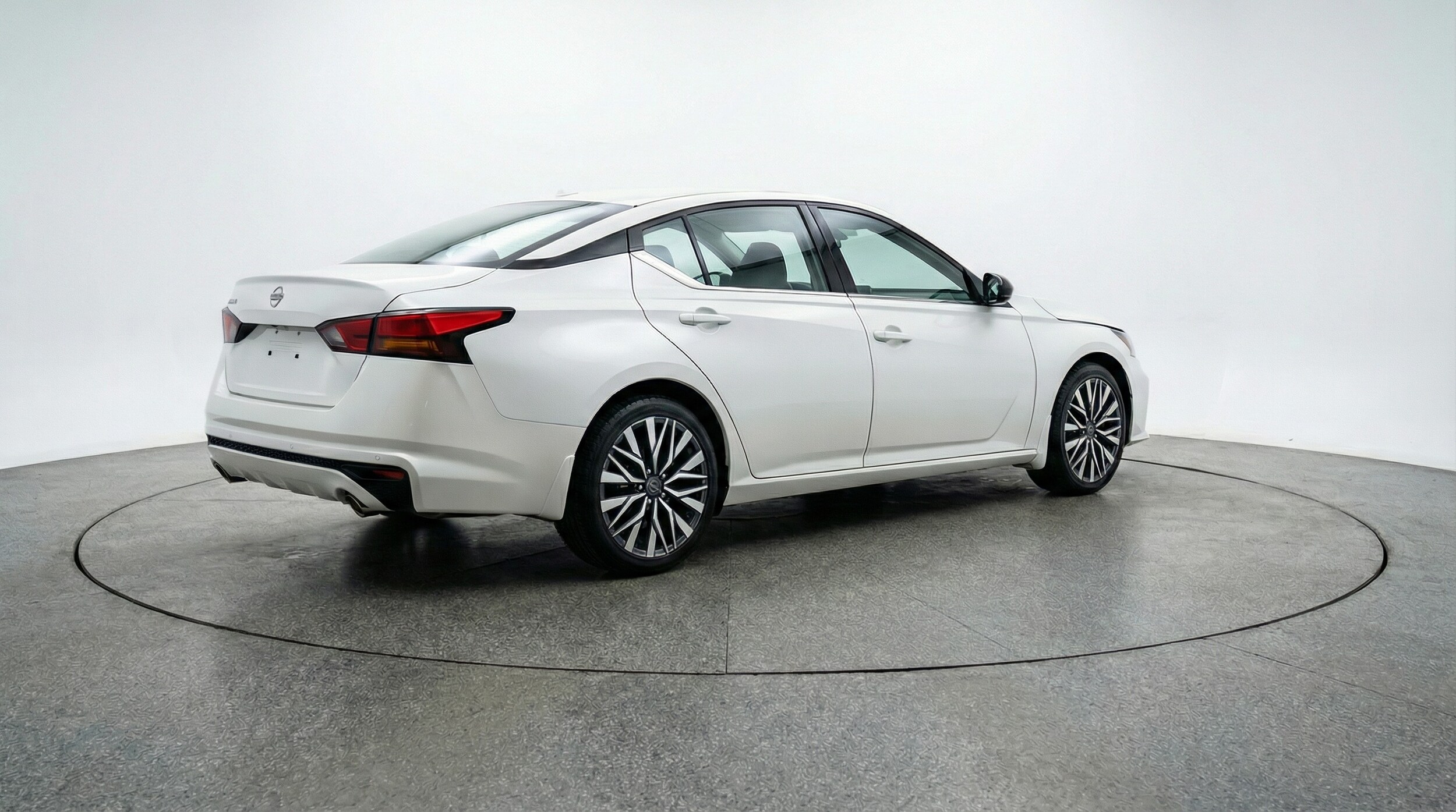 Thumbnail: 2025 Nissan Altima - 7