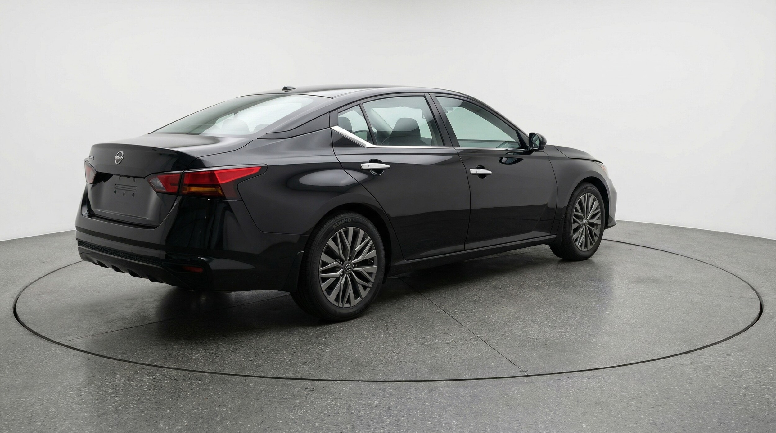 Thumbnail: 2025 Nissan Altima - 7