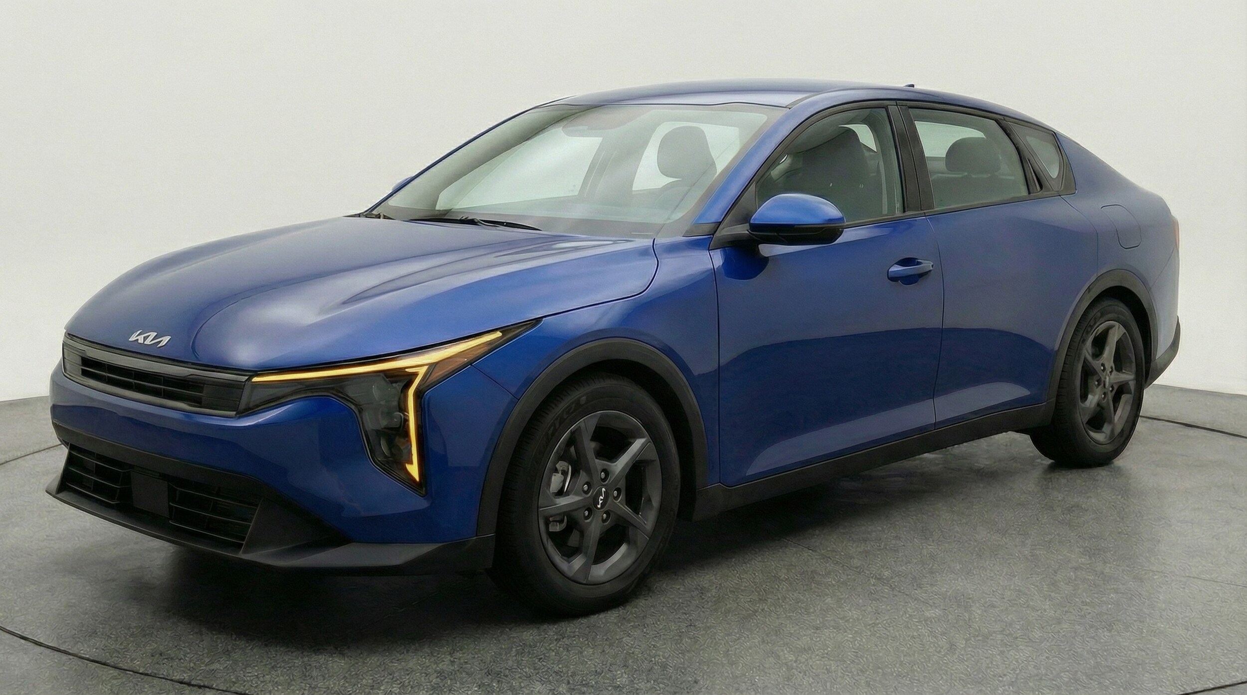 Thumbnail: 2025 Kia K4 - 3