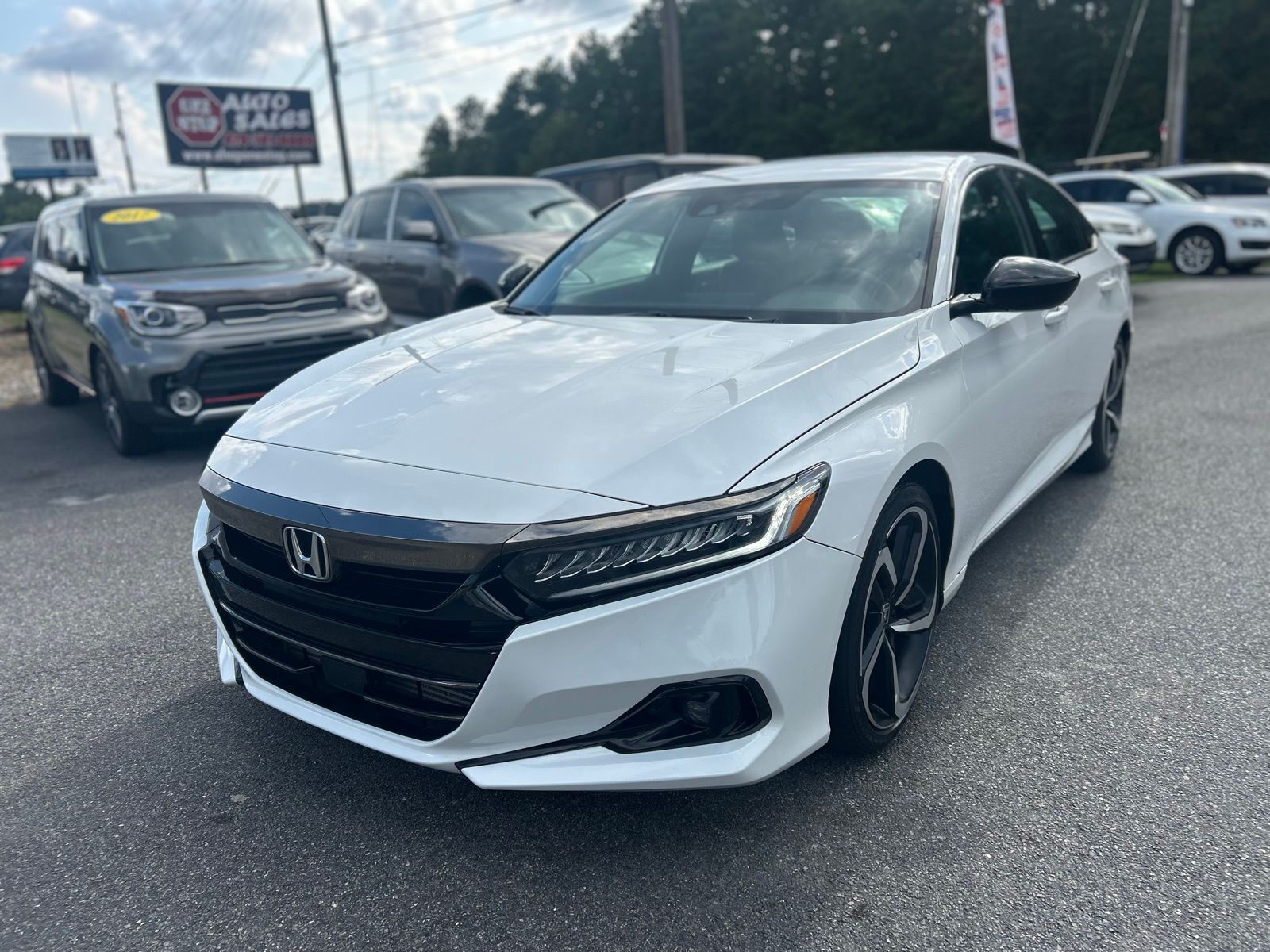 2022 Honda Accord Sport photo 4